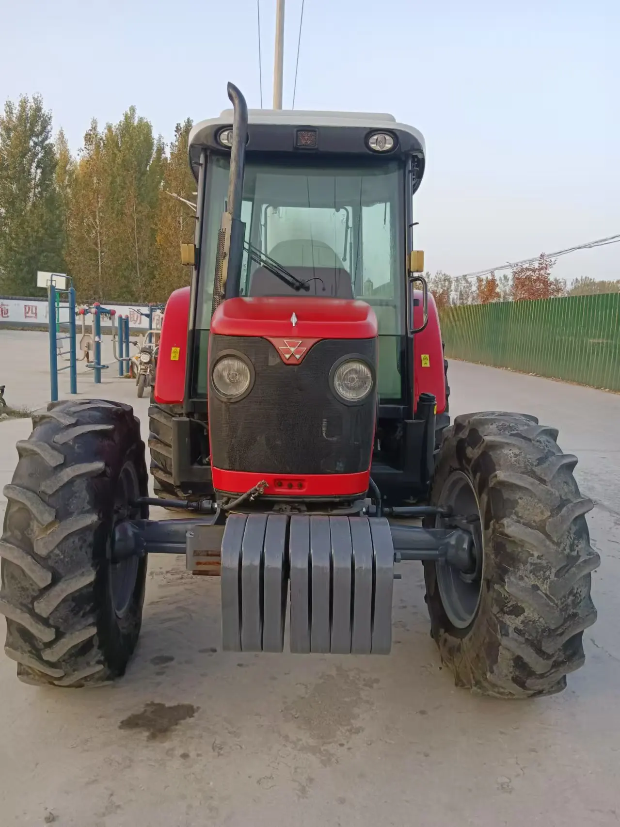 Compact Used Old Massey Ferguson Tractor 120HP 4WD Best Agriculture Tractors in Second Hand Agriculture Price for Sale