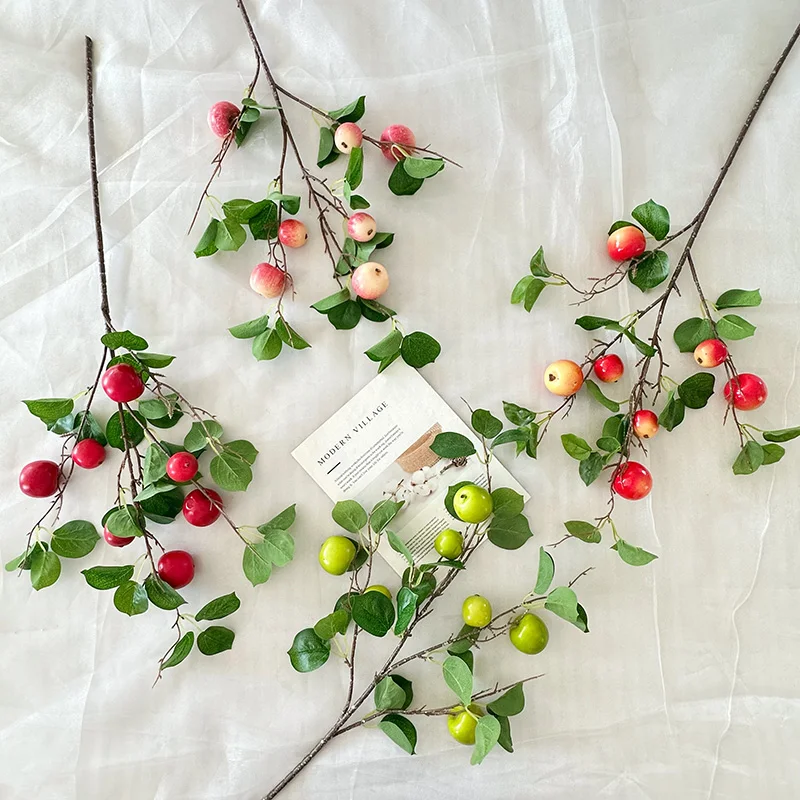 Булактардын артында жарыктуу жана жылуу атмосферани жасоо