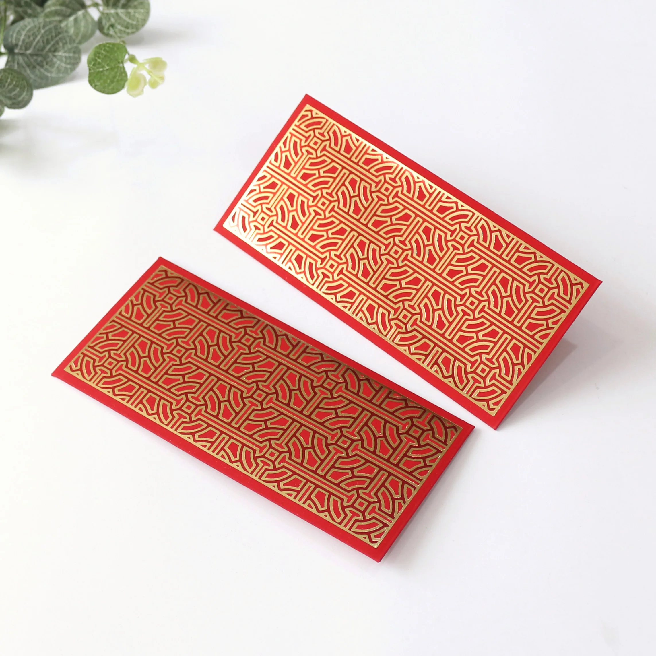 Busta rossa 18*9 cm personalizzata sigillata di alta qualità busta  commerciale OEM unica oro che timbra buste di carta