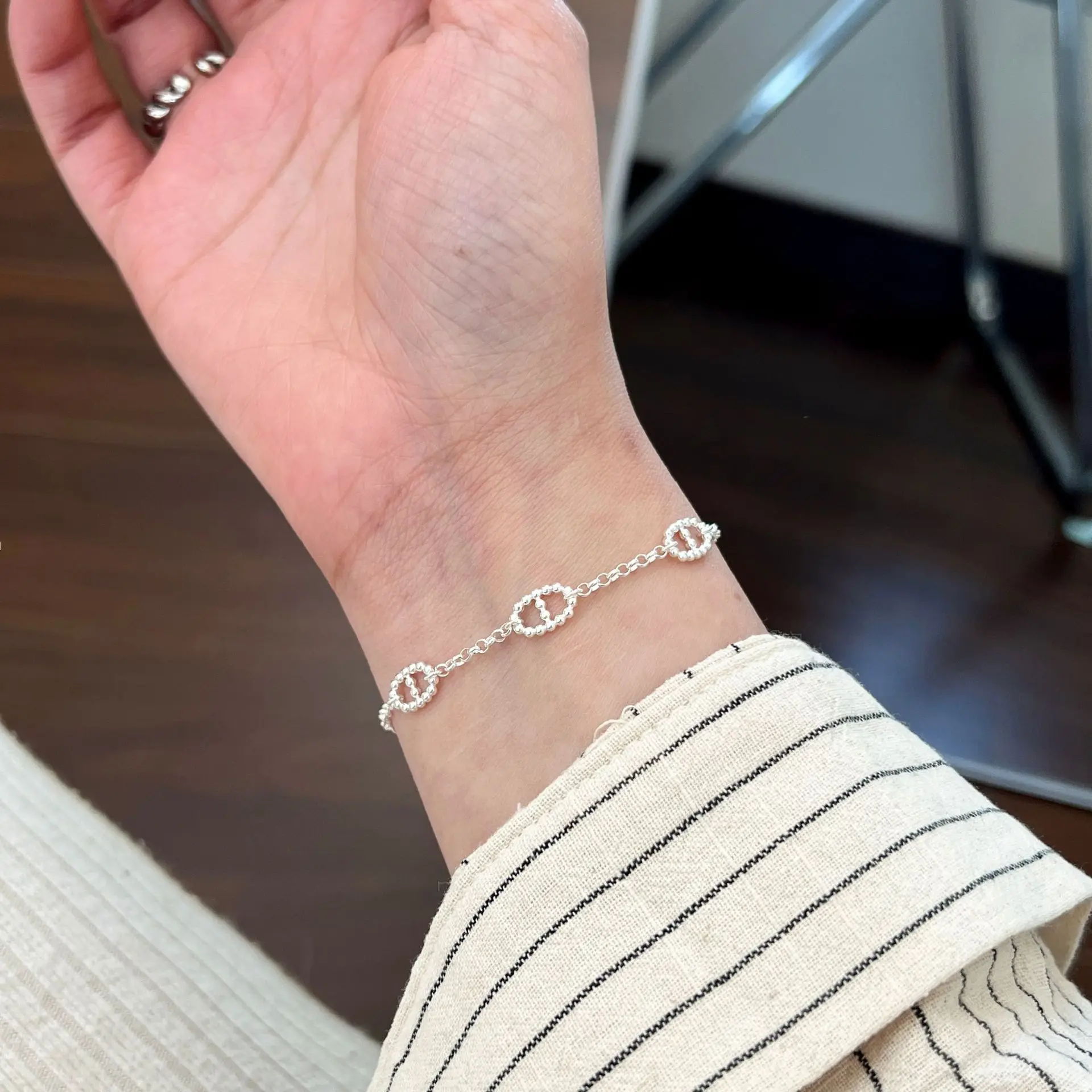 Chiheng S925 Sterling Silver Pig Nose Bracelet - Luxury
