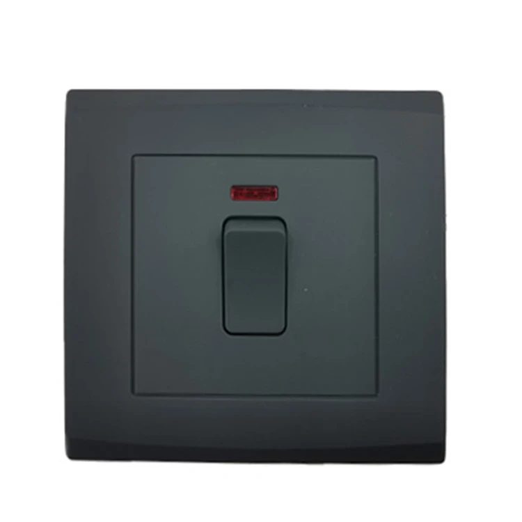 UK Black 20A Dp Water Electric Heater Socket With Neon Indicator