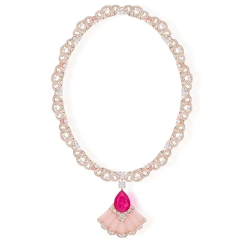 High Quality Luxury Pink Fan Dress Necklace for Women Unique Fashionable Jewelry Link Chain Zircon for Wedding Parties