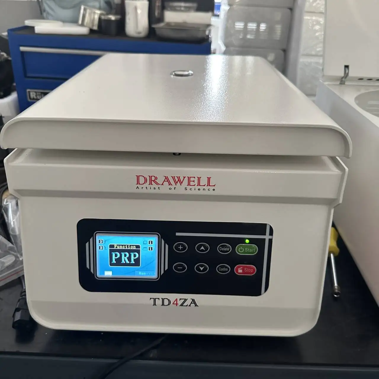 Low Speed Centrifuge Laboratory PRF CGF Centrifuge Machine Swing Rotor Centrifuge