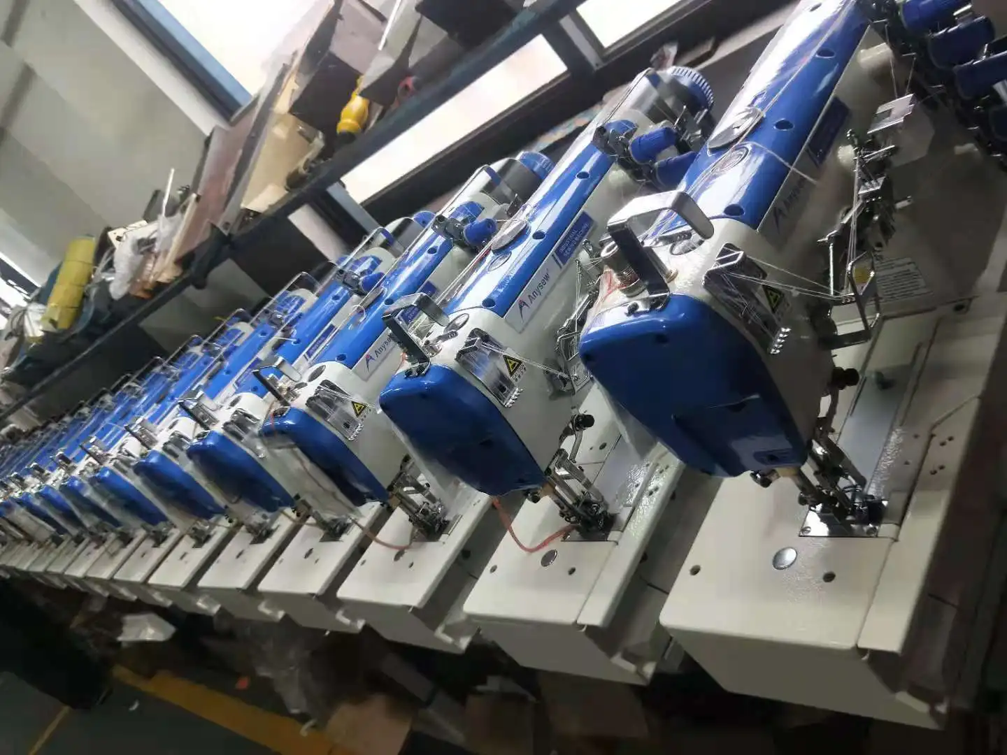 AS562E-01CB/UT Auto Flat Lock Machine Interlock Sewing Machine For T-shirts supplier