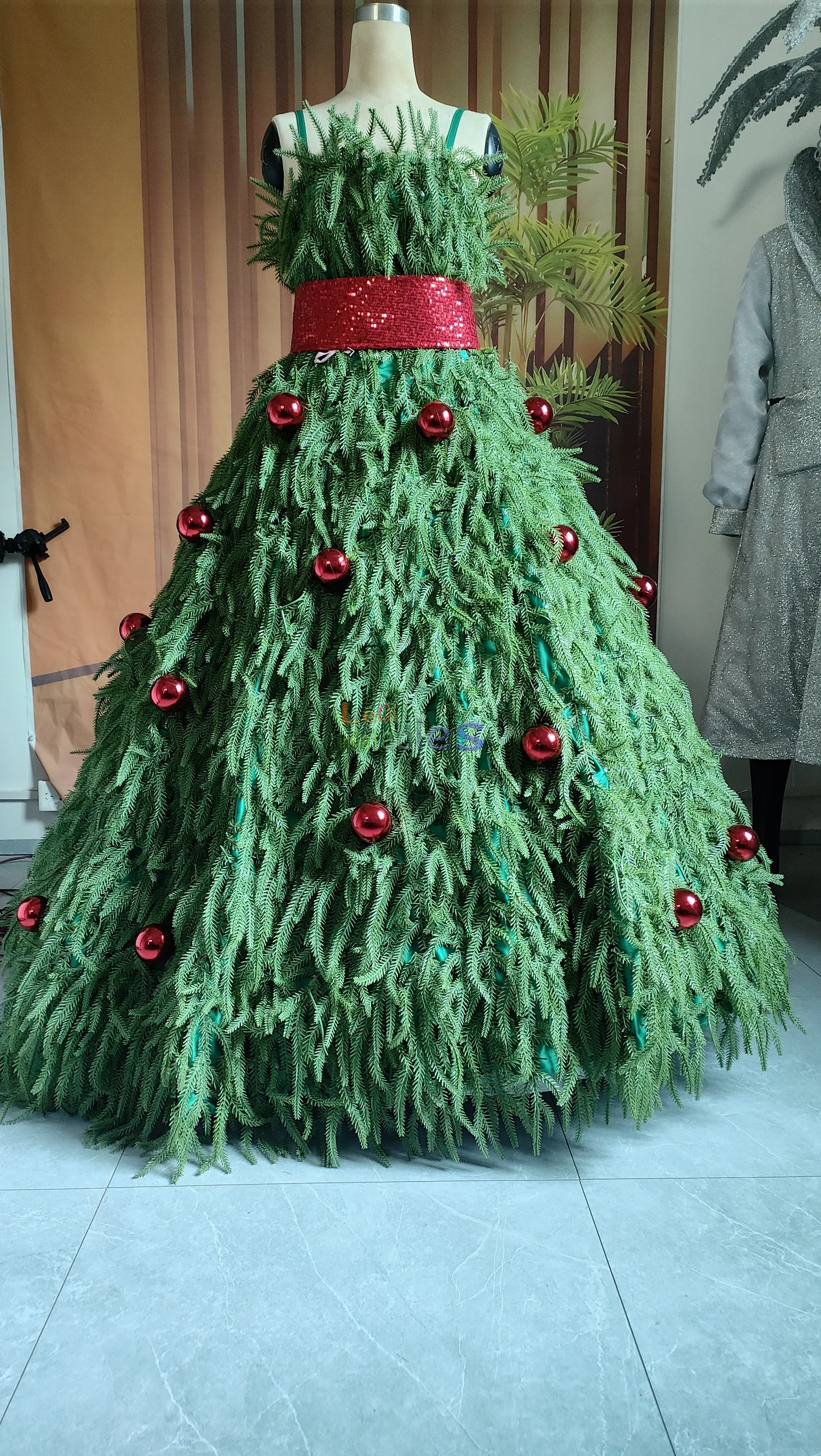 led christmas dress Girls Snowman Dress LED Light up Christmas Costume Princess Tulle Tutu Holiday Party Outfit Gift for Kids Toddler Winter Cosplay Fan Made