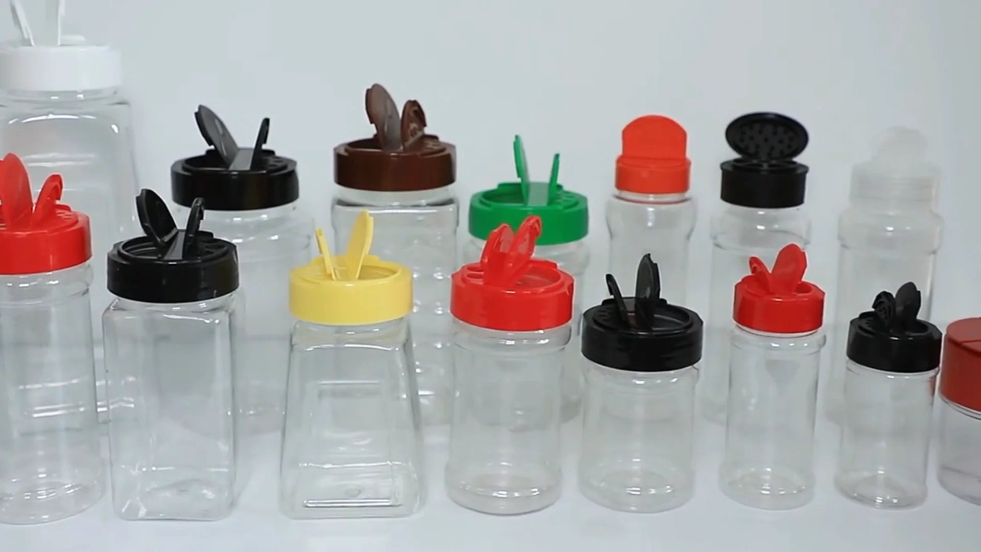 Wholesale Kitchen Empty Pet Plastic Spice Jar And Lids Pepper Bottle