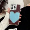 Base marron avec coeur bleu