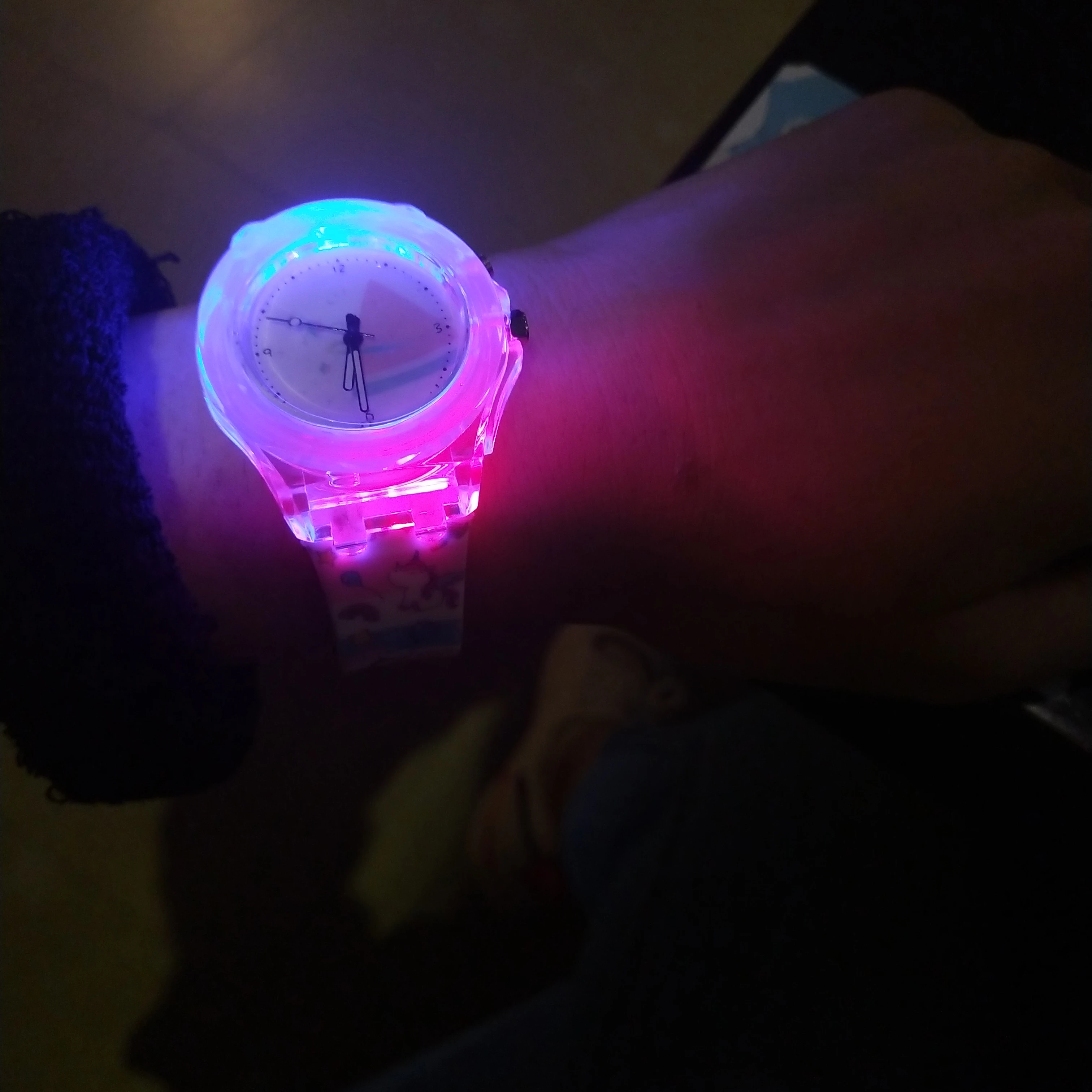 Led flash 2025 luminous watch