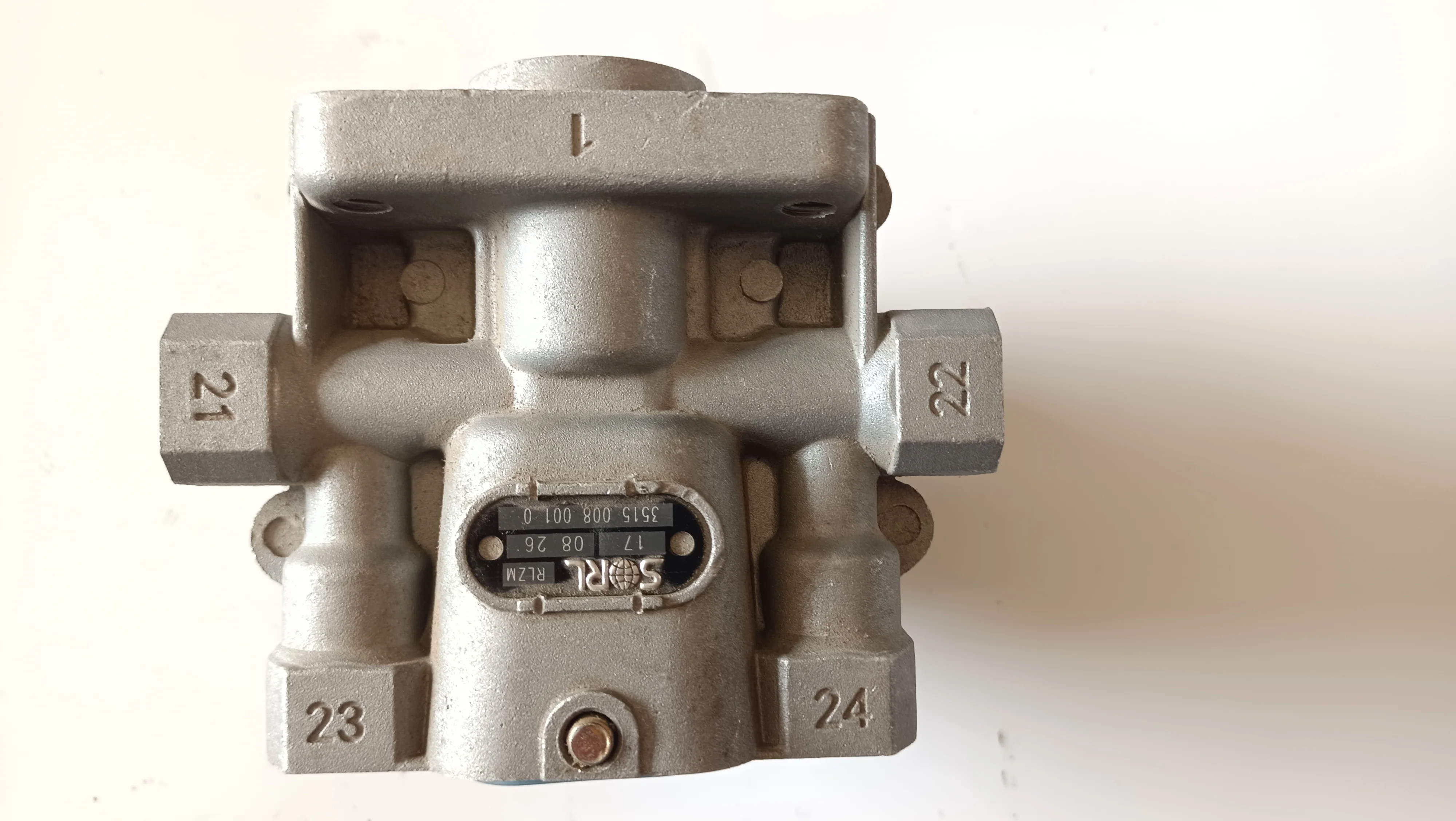 Hino 4 Way Valve 35150080010 for Brake System - New YJ97