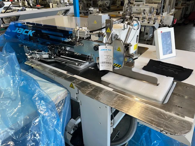 Jack JK-T5878-58G - High-Speed Automatic Pocket Sewing Machine