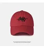 He embroider-wine red