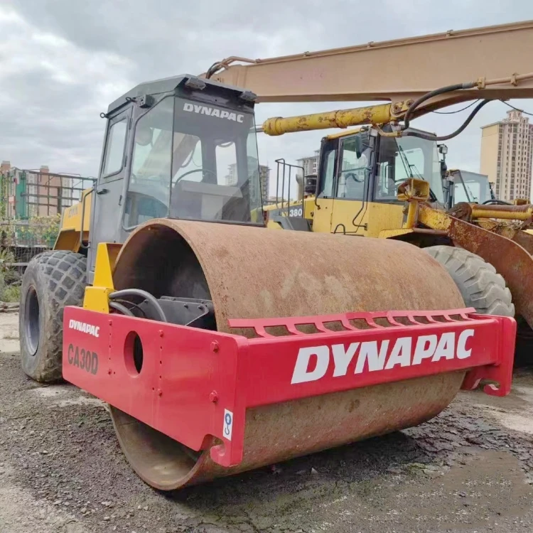 2018 Dynapac CA30D Used Road Roller with 8 Ton Static Linear Pressure and 0~14km/h Travel Speed