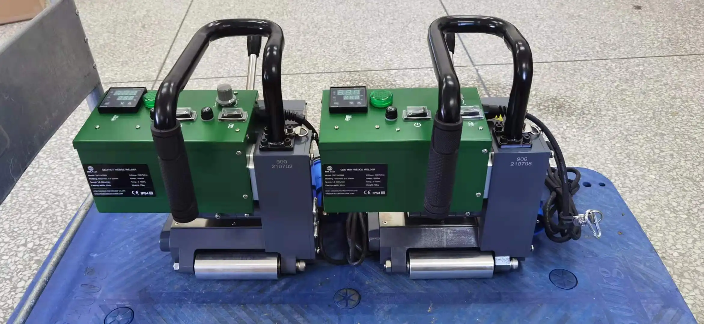 Geomembrane Geotextile Fabric HDPE 3mm Film Hot Wedge Welding Machine