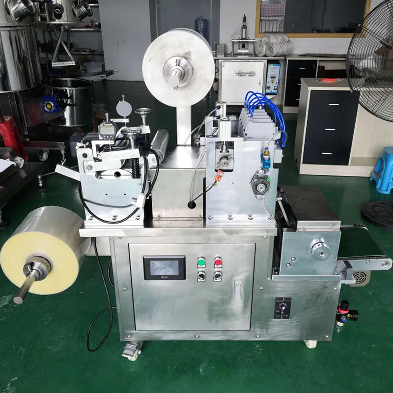 Facial Mask Coating and Laminating Machine Tooth Paste Fever-reducing Paste Eye Mask Coating Machine Production Machine Line