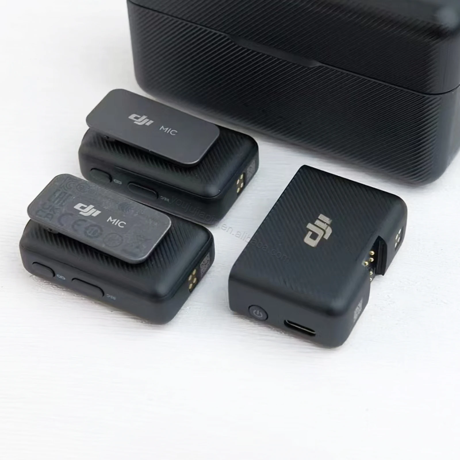 DJI Mic ワイヤレスマイクキット 伝送距離250m デュアルチャンネル録音 