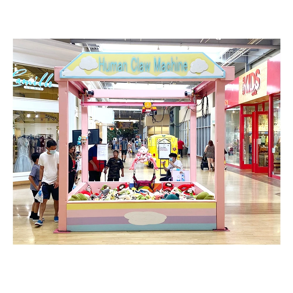 Hot Sale China Factory Amusement Park Electronic Vending Arcade Real Human Claw Machine