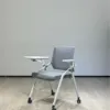 Silla de formación con ruedas pero sin pizarra