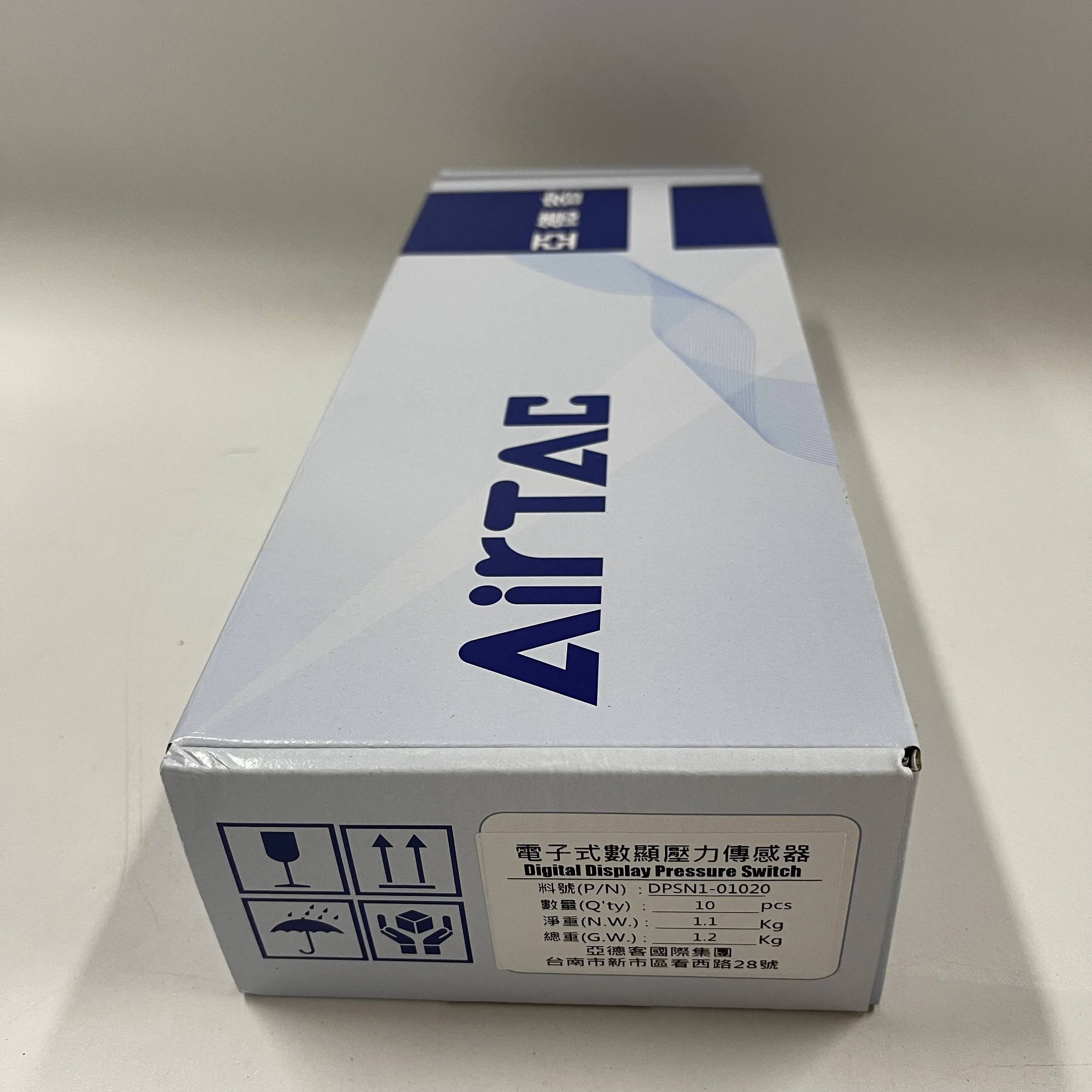 AirTac Digital Display Pressure Switch DPSN1-01020