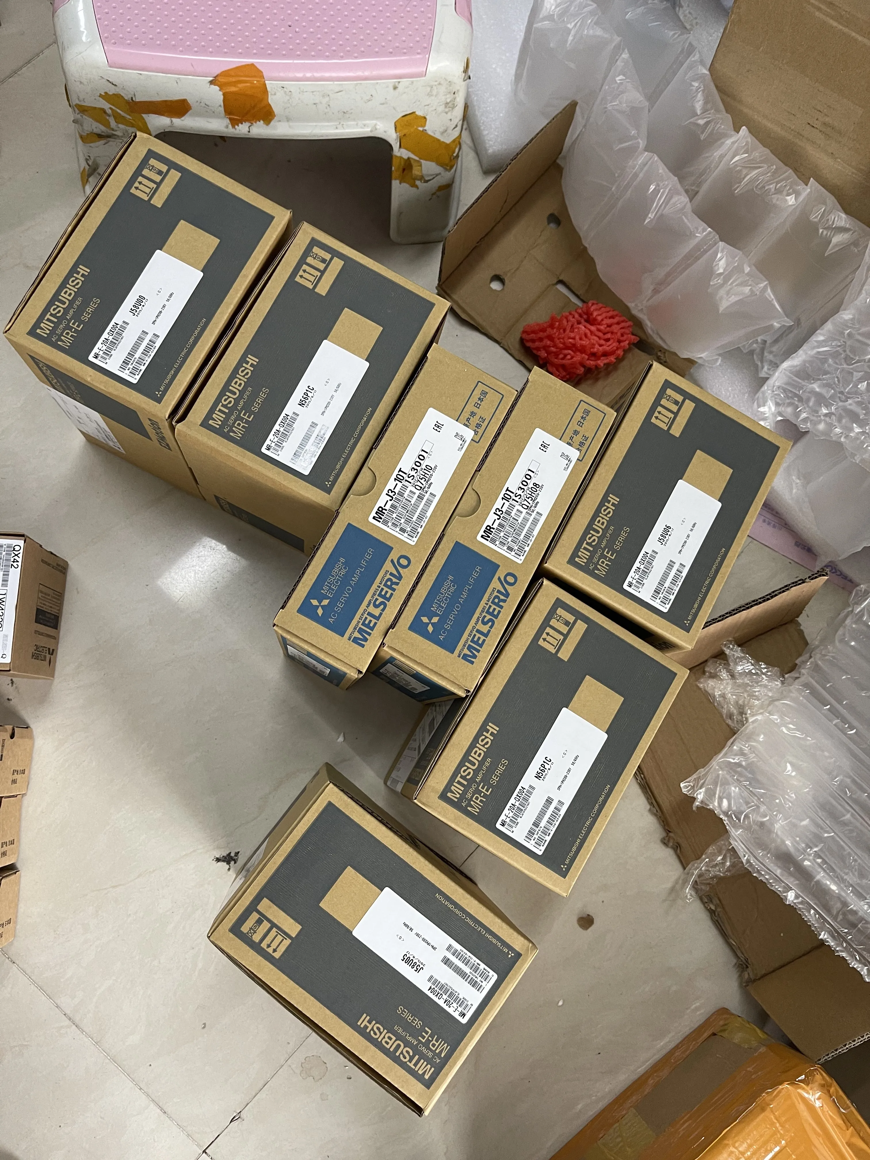 Mitsubishi AC Servo Amplifier MR-J3-10T MR-E Series Mitsubishi AC Servo Amplifier MR-J3-10T MR-E Series