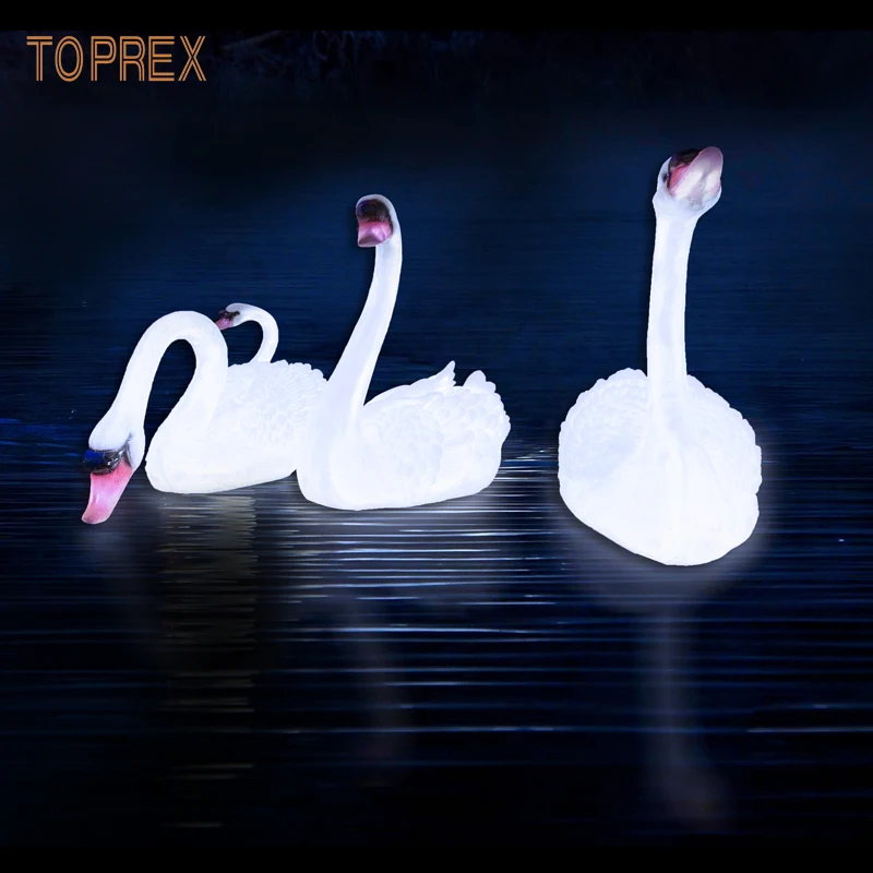 IP65 LED Light Goose Resin Animals Sculpture Indoor/Outdoor Commercial Christmas Decorations Realism Fiberglass Swan for Zoo