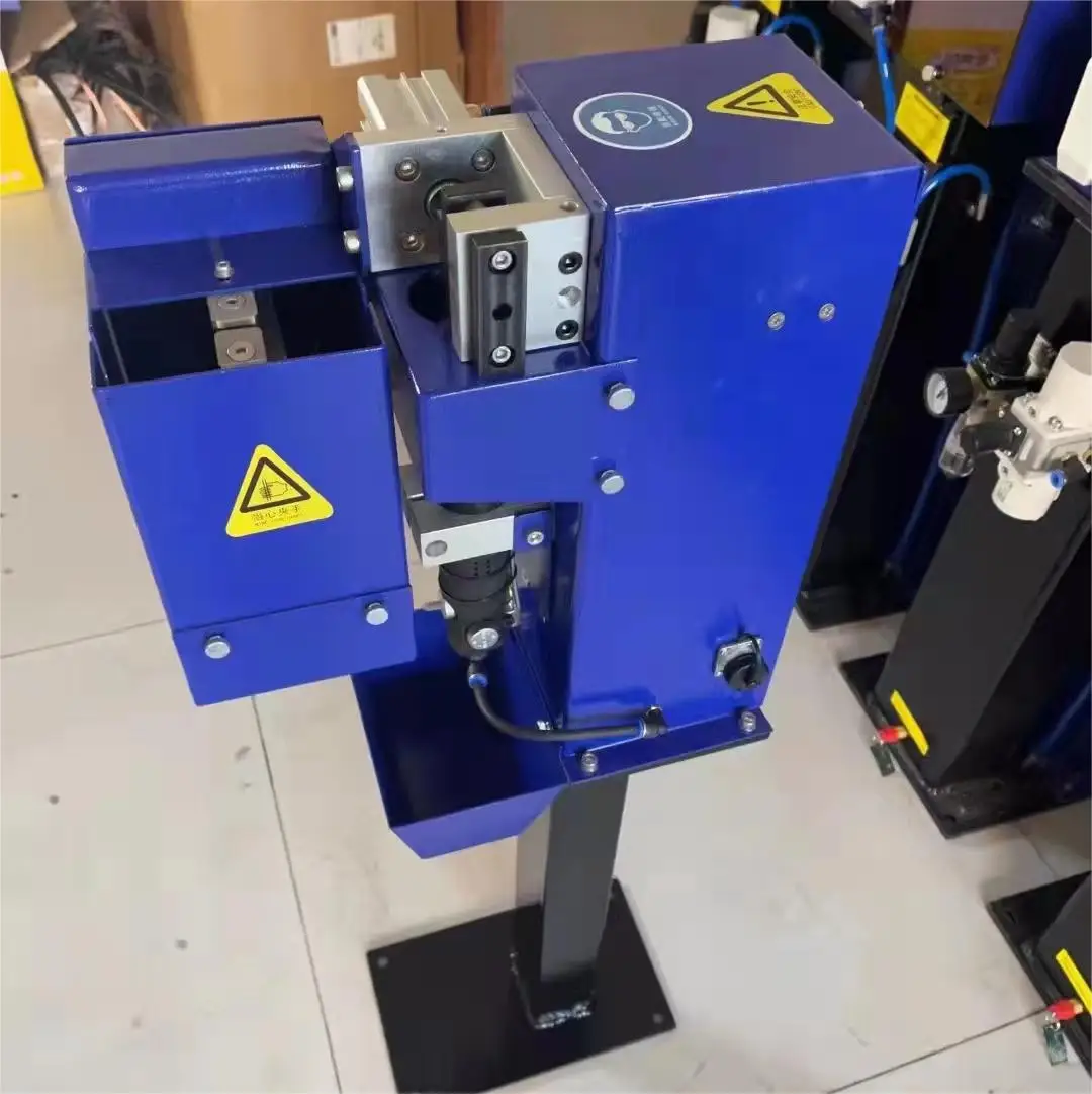 PY Welding Robot Ground Sliding Track and Torch Cleaning Station  for Welding Robot