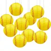 10 pelotas de béisbol amarillas