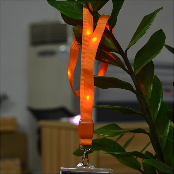 (Горячая распродажа) Премиум изготовленные на заказ цветные светодиодные фонари для ID карты шейный ремешок брелок светящееся ожерелье Вечеринка мигающий светодиодный ремешок