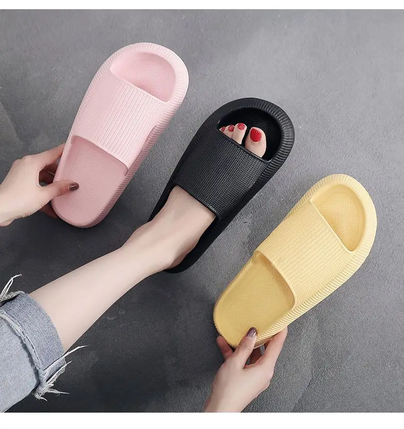 Wholesale Good Selling Brand Plastic Slippers From