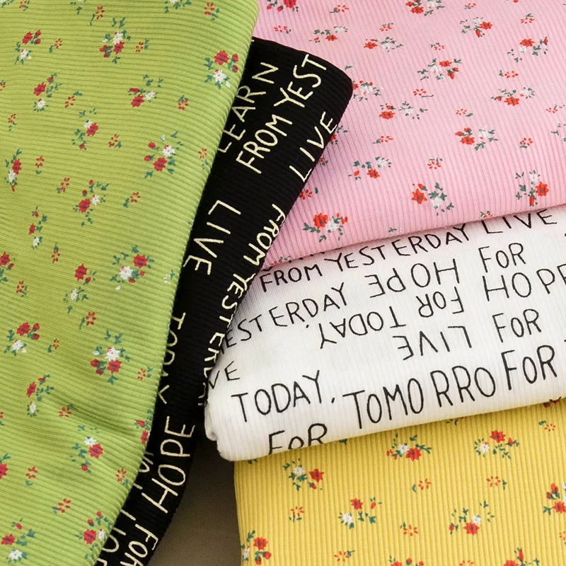 Цветочный Эластичный 94% хлопок 6% Спандекс Трикотажная Ткань в рубчик с принтом для платья