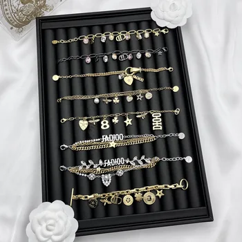 2023 Fashion Famous Luxury Popular Designer Brand Jewelry Stainless Steel Charm Luxury Jewelry LOVE Bangle Bracelets