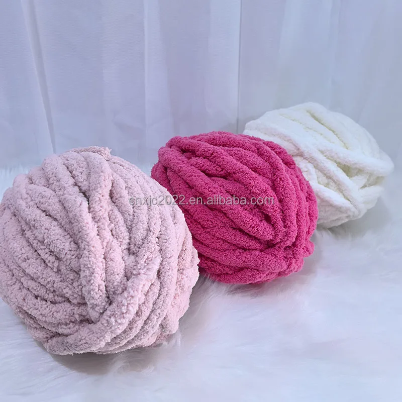 Factory Direct Hand-Knitted Blanket Chunky Chenille Yarn Super Thick Ice Thread Washable Polyester Material Fancy Pet Nests