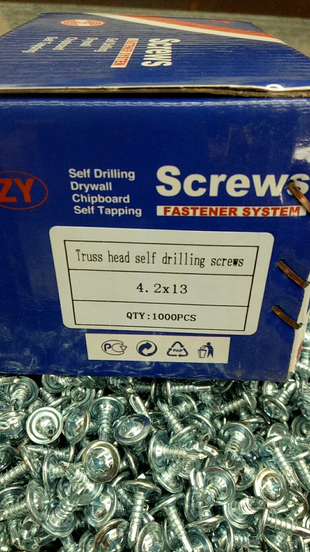 Factory Wholesale Drywall Screw Chain Belt Screw Bugle Phillips Head