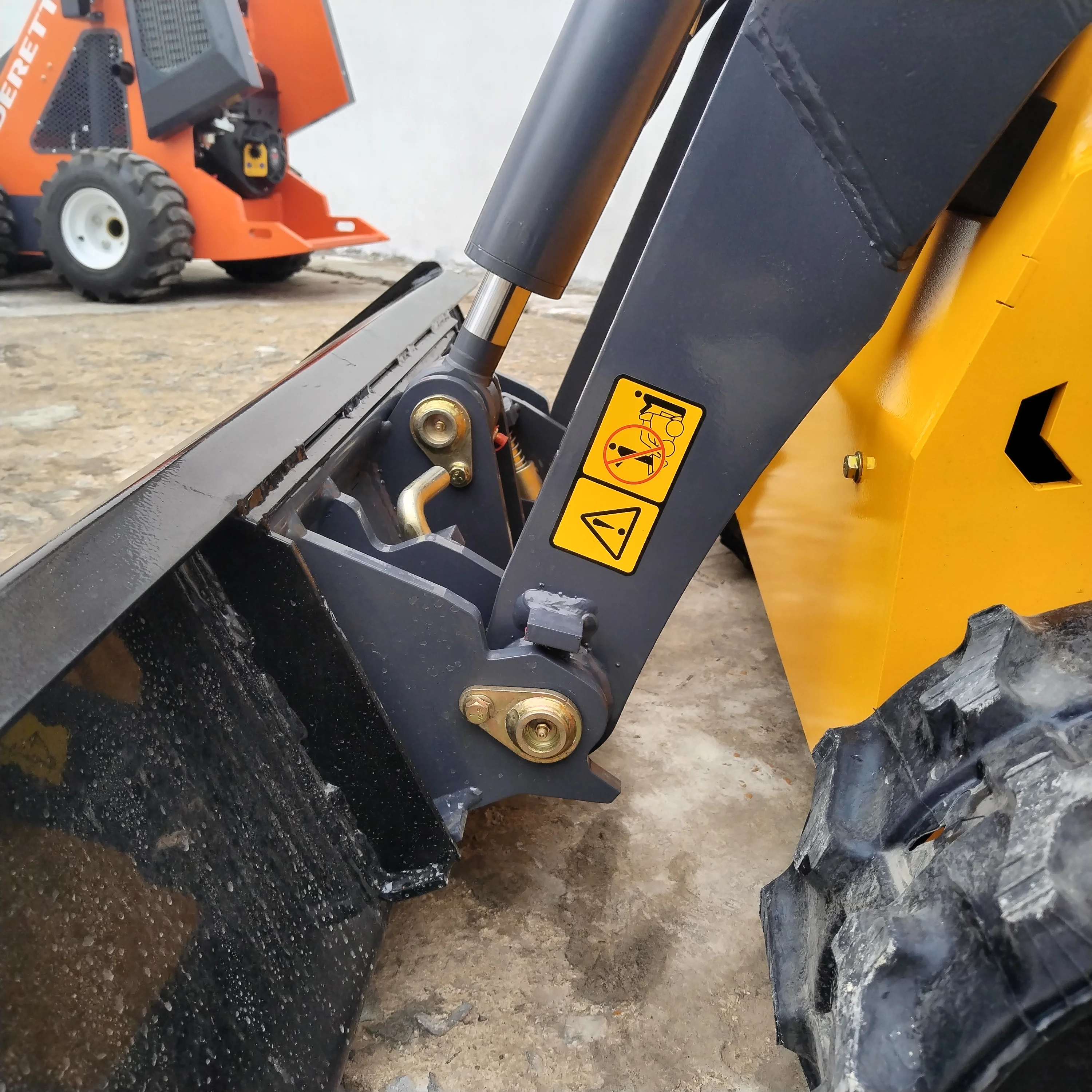 Multifunctional Inloader Multifunctional Mini Skid Steer Loader with Attachments