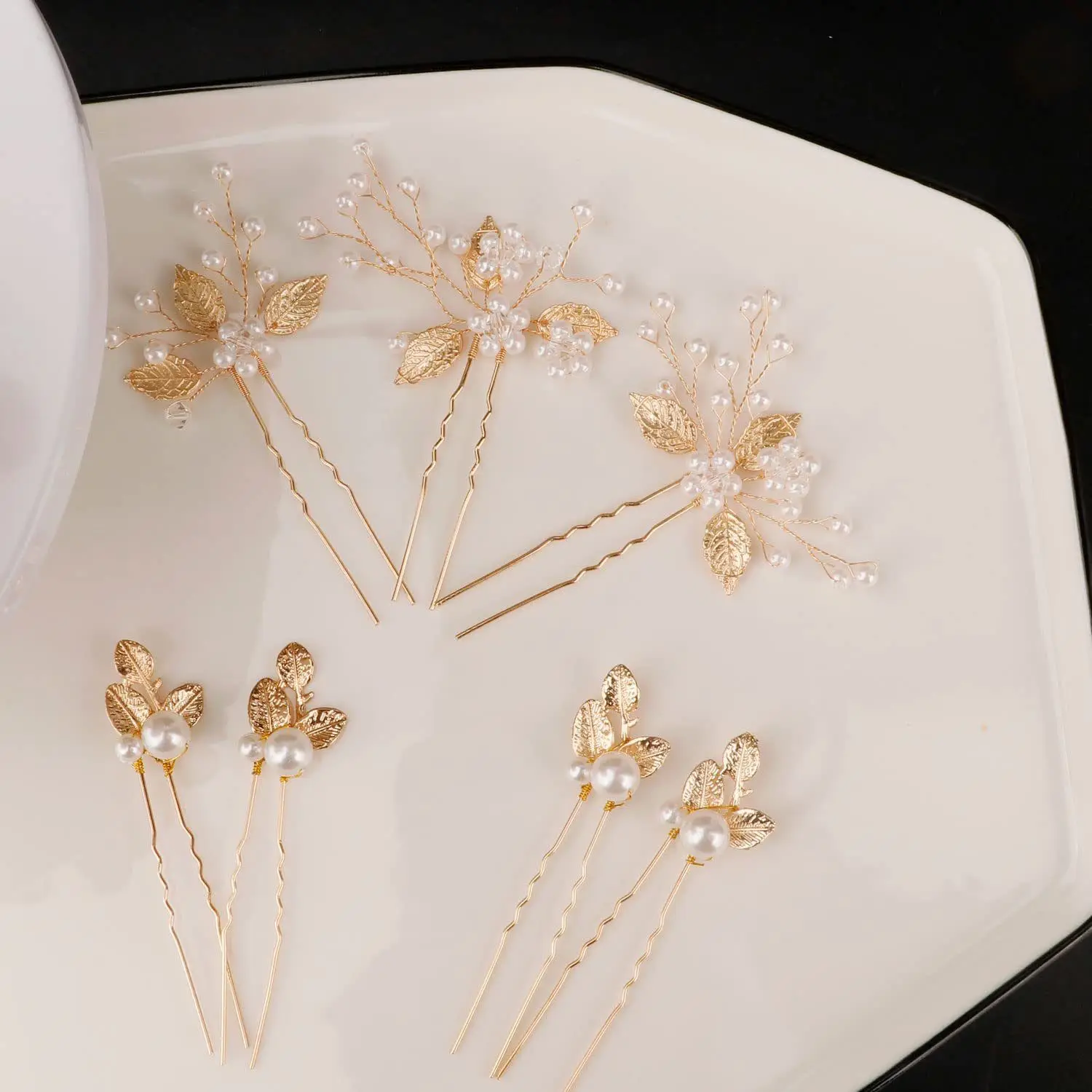 7 Piece Gold Pearl Bridal Hair Pins Wedding Hair Accessories D-GROEE Wedding Hair Accessories for Brides Flower Hair Comb  main image 2