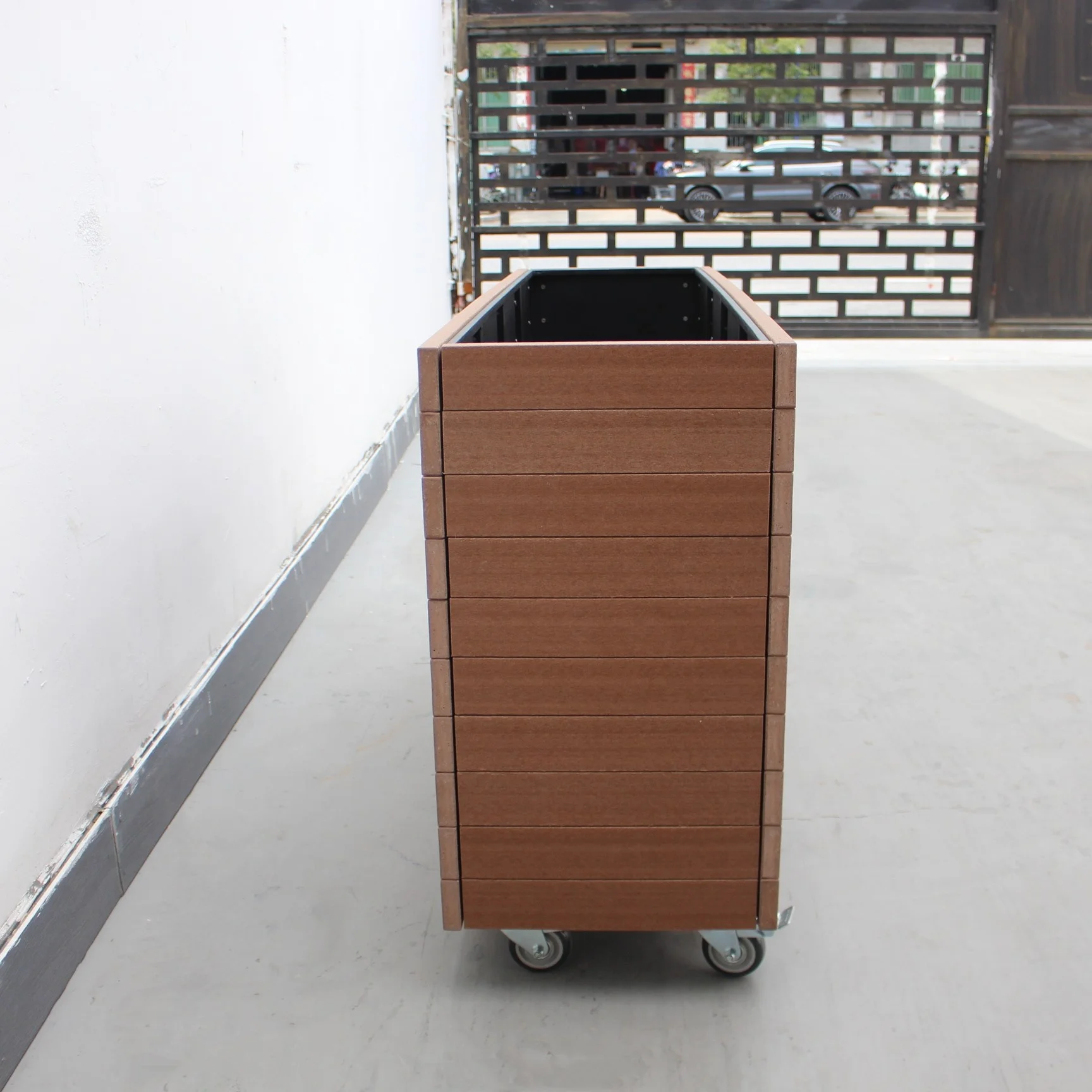 BWJ-121-4.jpg