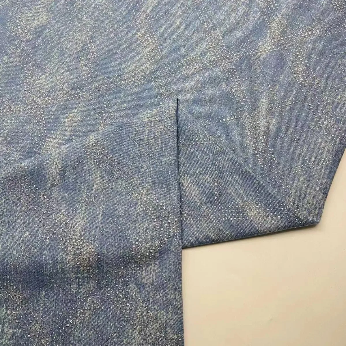 135 Gsm Soft Indigo Cotton Spandex Stretch Denim Fabric for Boys and Girls Free Samples Economically Priced for Lining Use