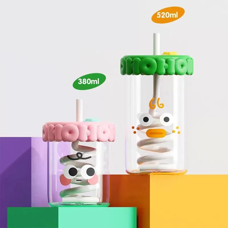 2023 New 380ml 520ml Silicone Mug Borosilicate Glass Travel Kids Milk Tea Straw Cute Glass Water Bottle Cup Glass Milk Mug