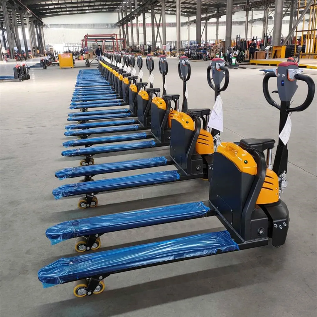 WELIFTRICH China Small Pedal 1500kg Forklift Manual Pallet Jack Man 1.5ton Reach Electric Palet Truck As Forestry Trailer