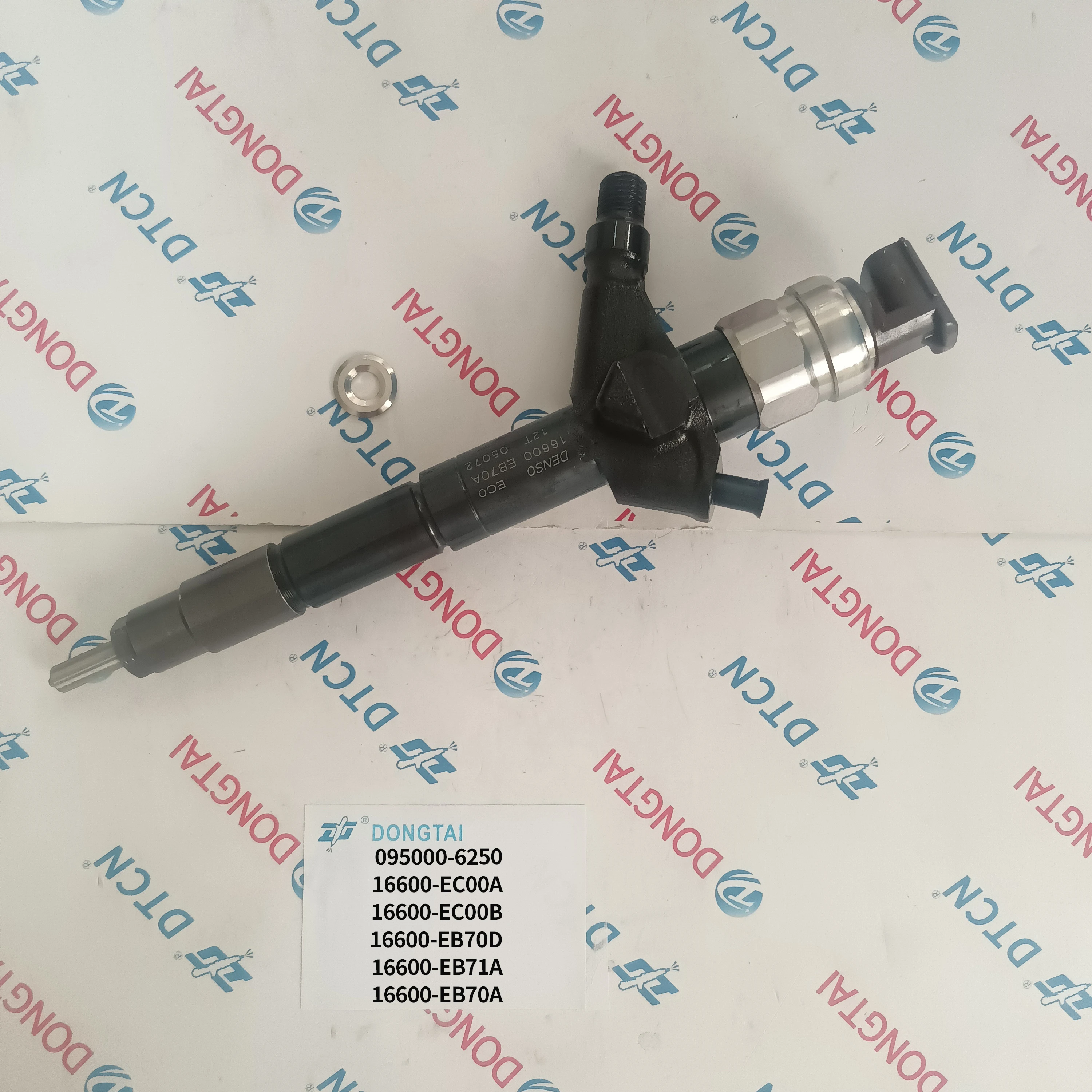 インガ Diesel Common Rail Injector 095000-6250 16600-EC00A 16600