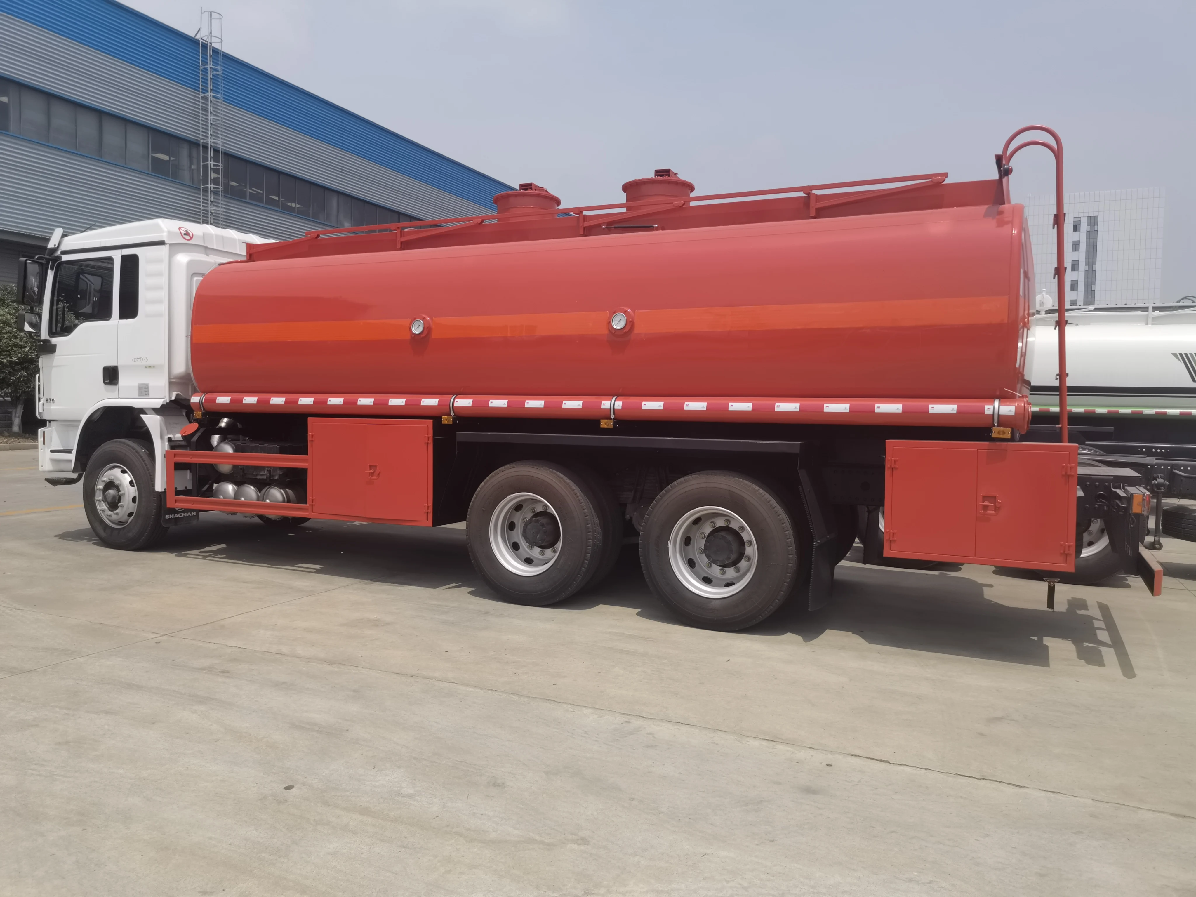 Shacman L3000 New Tanker Truck 20000l Fuel Tank Truck For Sale - Buy