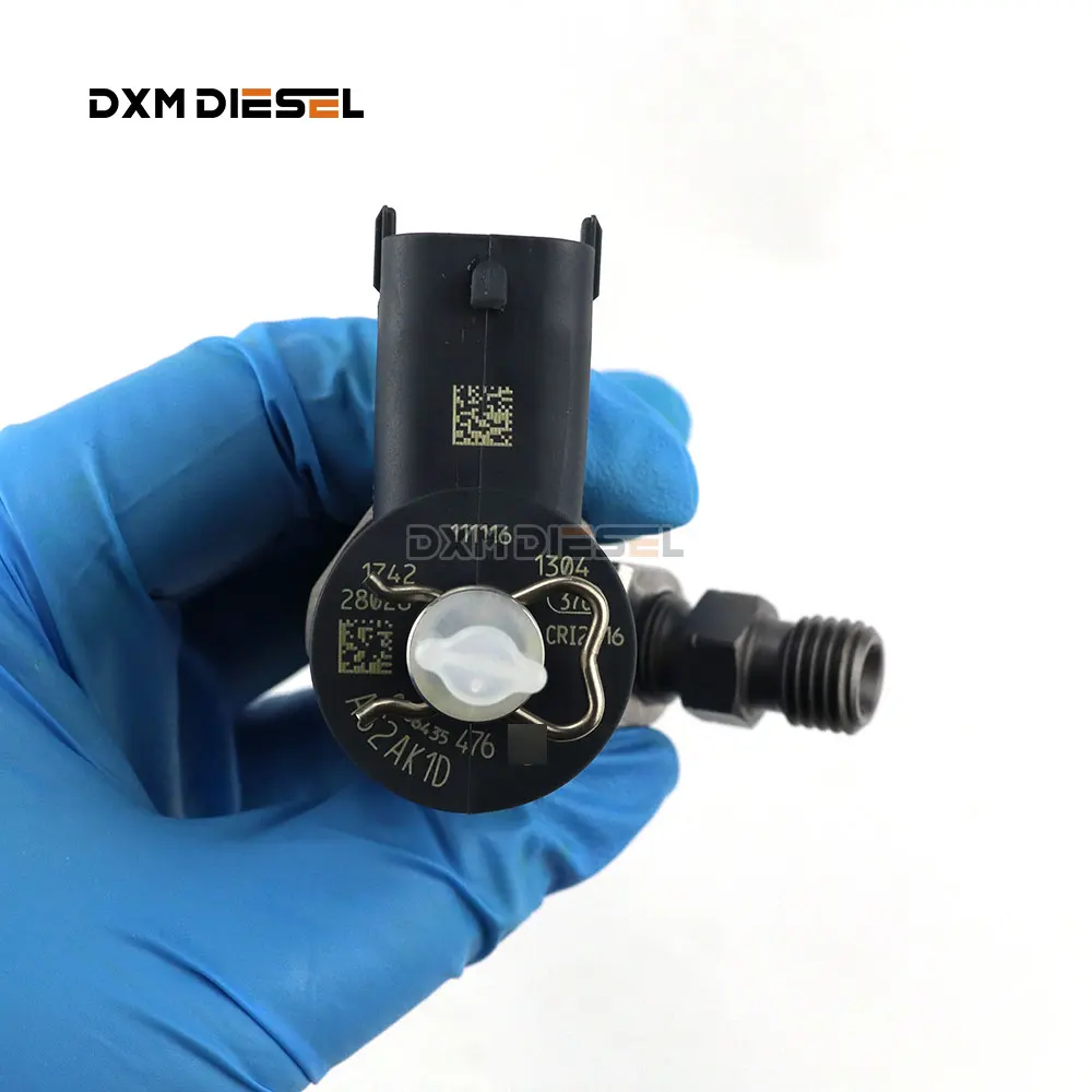 DXM original 0986435476 common rail injector diesel engine nozzle parts 0445110454 details