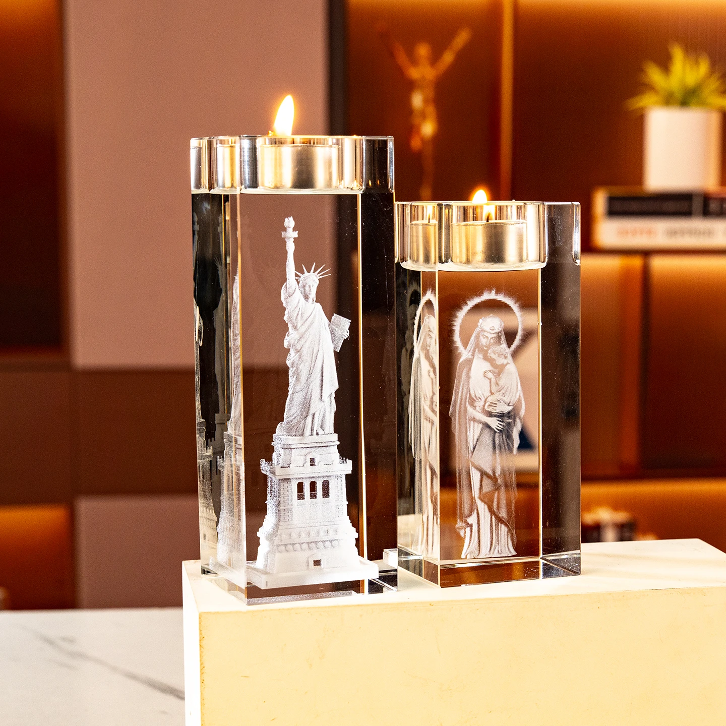 手作り 彫刻入り クリスタル正方形 ティーライトホルダー 家庭用装飾品