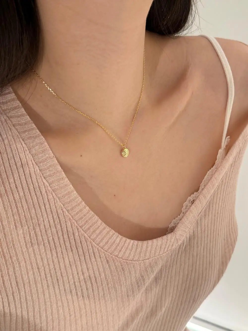 KAKODIY Colorfast 925 Sterling Silver Women's Beautiful 14K Gold Plated Pendant Jewelry Necklace for Girls detail 4