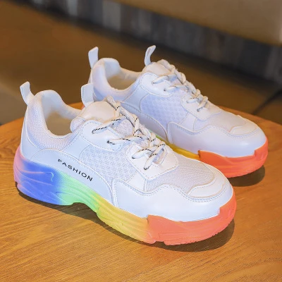 
Кроссовки женские на платформе, дышащие, на шнуровке, увеличивающие рост, повседневная обувь на массивной подошве, радужные цвета 