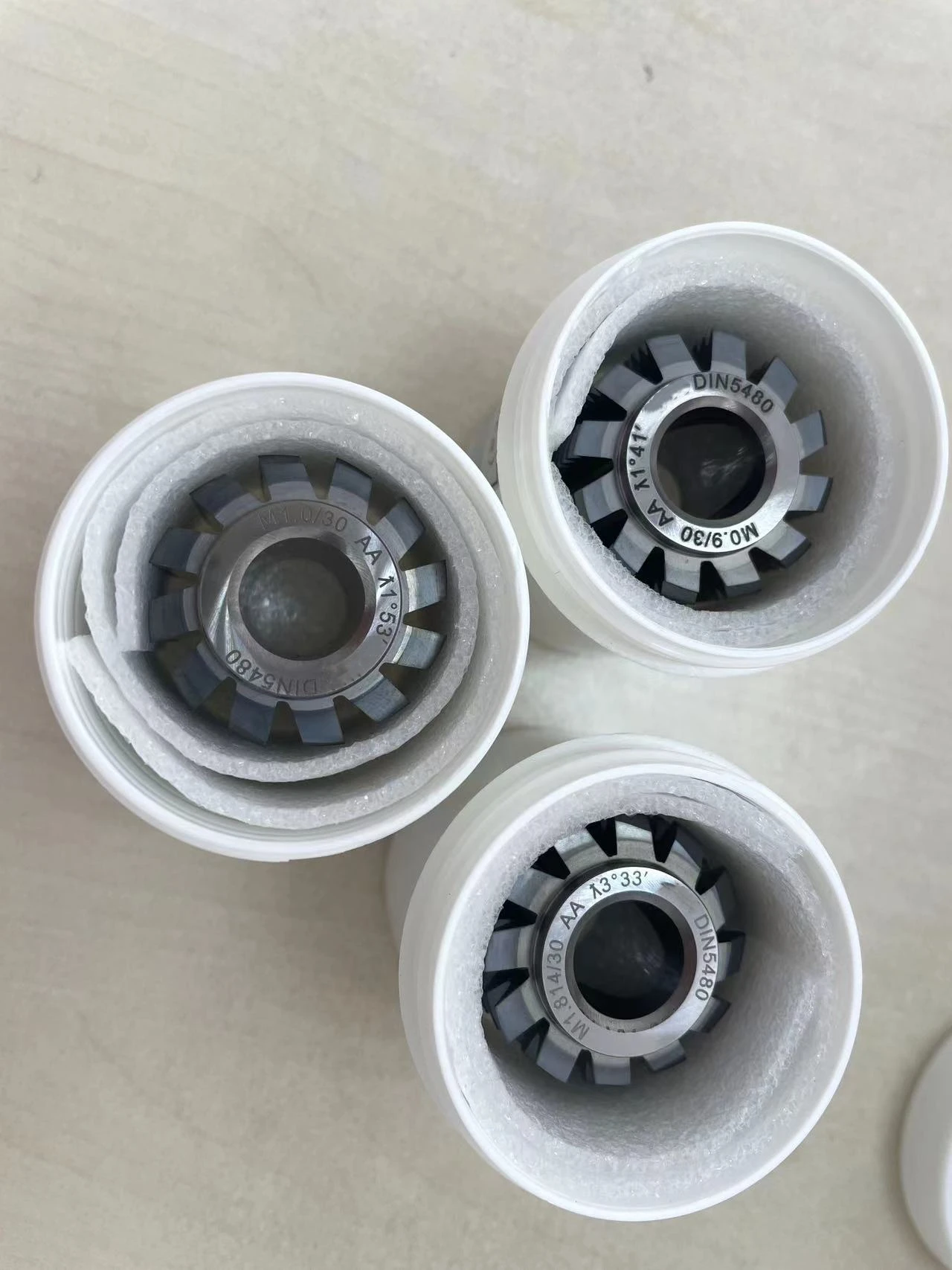 Best Sell Customized Non-standard DIN 5480 High Hardness High-Accuracy  High-Performance Low Vibration Carbide Gear Hob