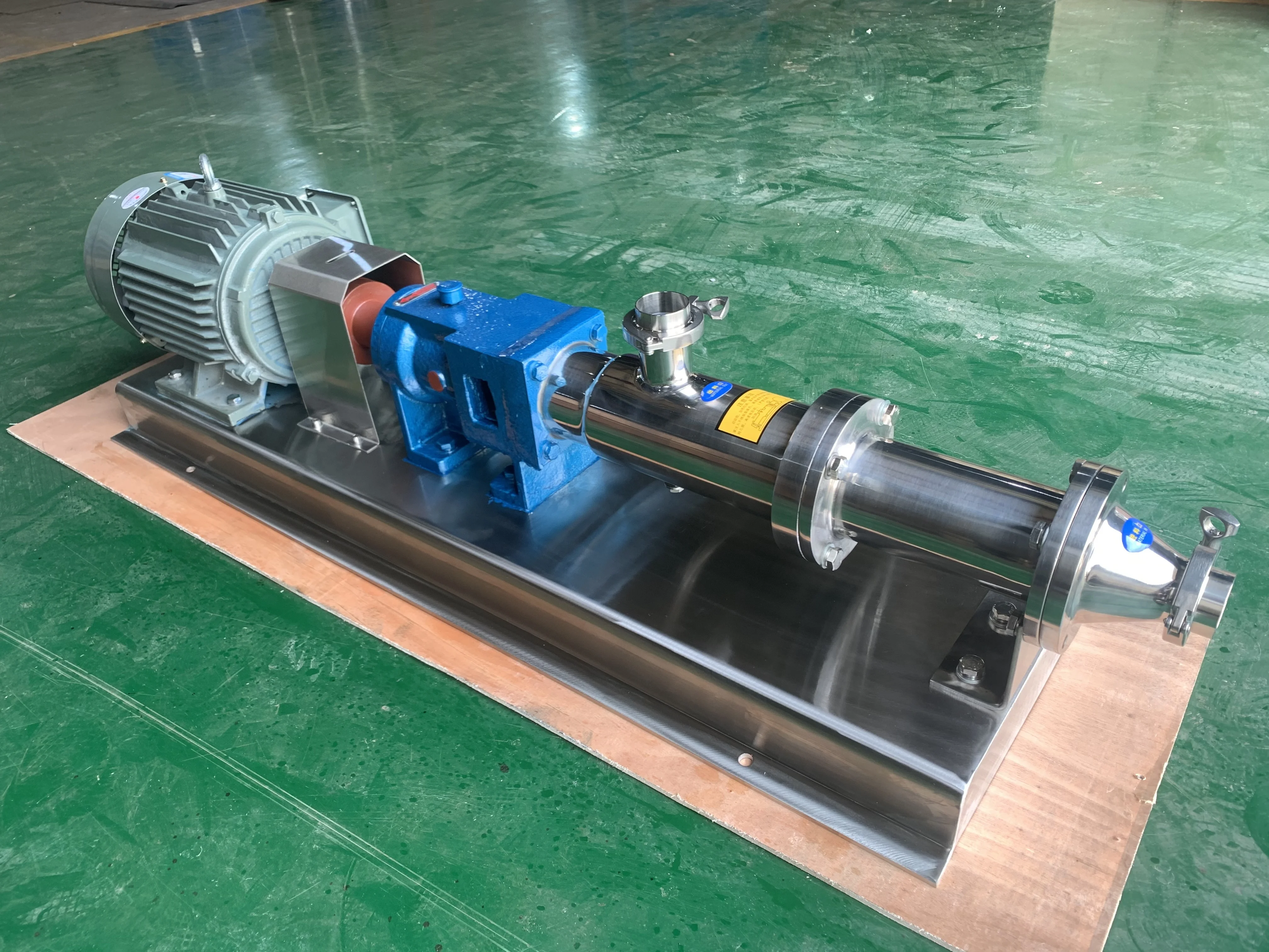 带开口入口的不锈钢单螺杆泵