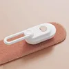 Handle style (white)