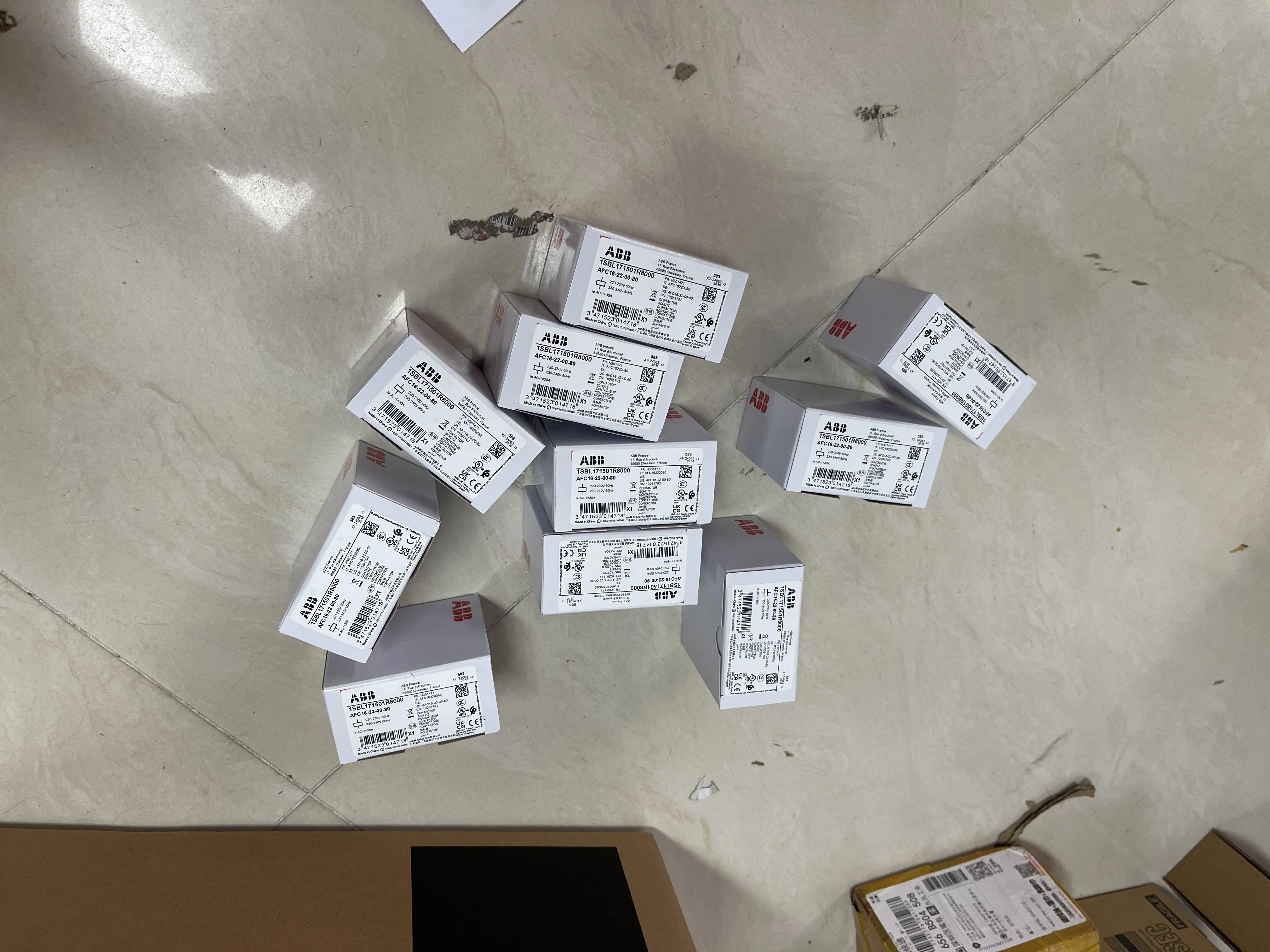 ABB Magnetic Contactor AFC16-22-00-80 ABB Magnetic Contactor AFC16-22-00-80