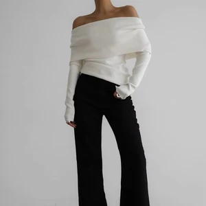 2025 Autumn Solid Color Loose Pullover Women's Elegant Fashion Off-Shoulder Knit Top Women Products Trending