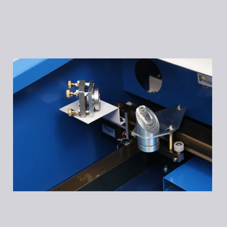 Лазерный штамп делая машину co2 лазерный гравировальный станок